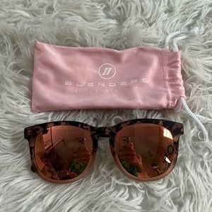 Mirrored pink and tortoise Blenders